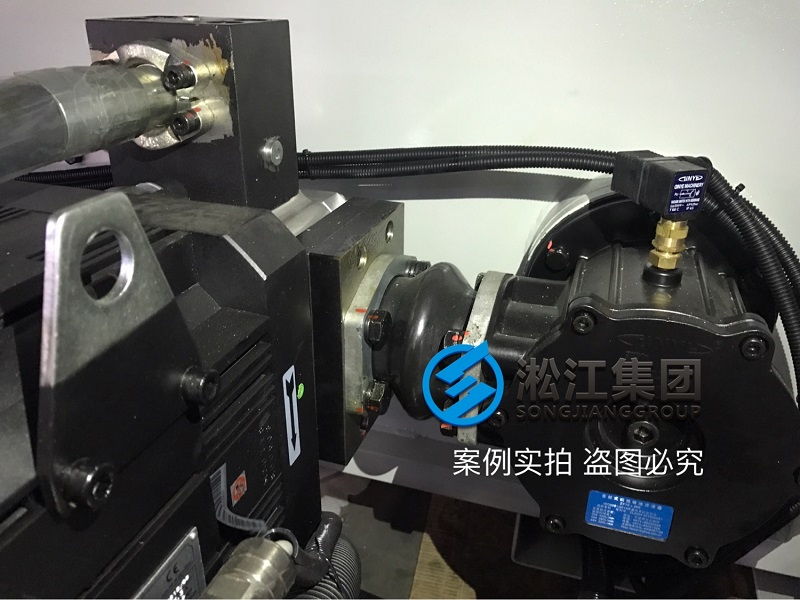 【ASA】NG80橡膠管在壓鑄機(jī)上的應(yīng)用情況“維修更換” 【ASA】NG80橡膠管在壓鑄機(jī)上的應(yīng)用情況“維修更換”